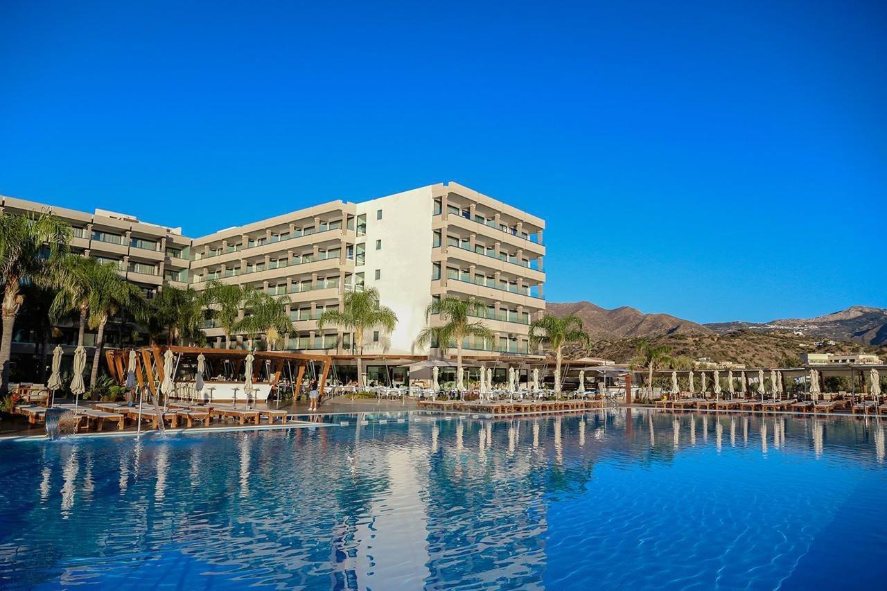 Alimounda Mare Hotel Kárpatos Exterior foto