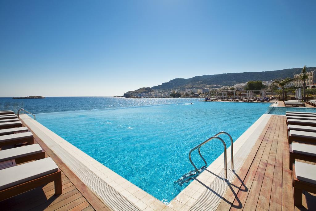 Alimounda Mare Hotel Kárpatos Exterior foto