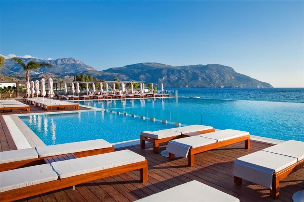 Alimounda Mare Hotel Kárpatos Exterior foto